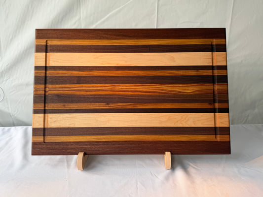 The 3000 Block                 Large Edge Grain Cutting Board with a bevel.