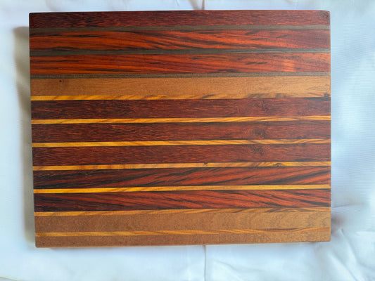 Small cutting board